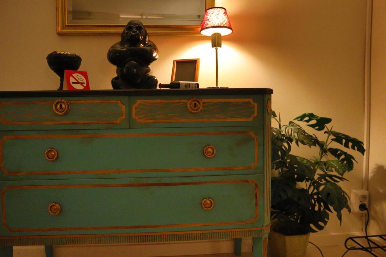 Goete'S B&B Tumba Buitenkant foto