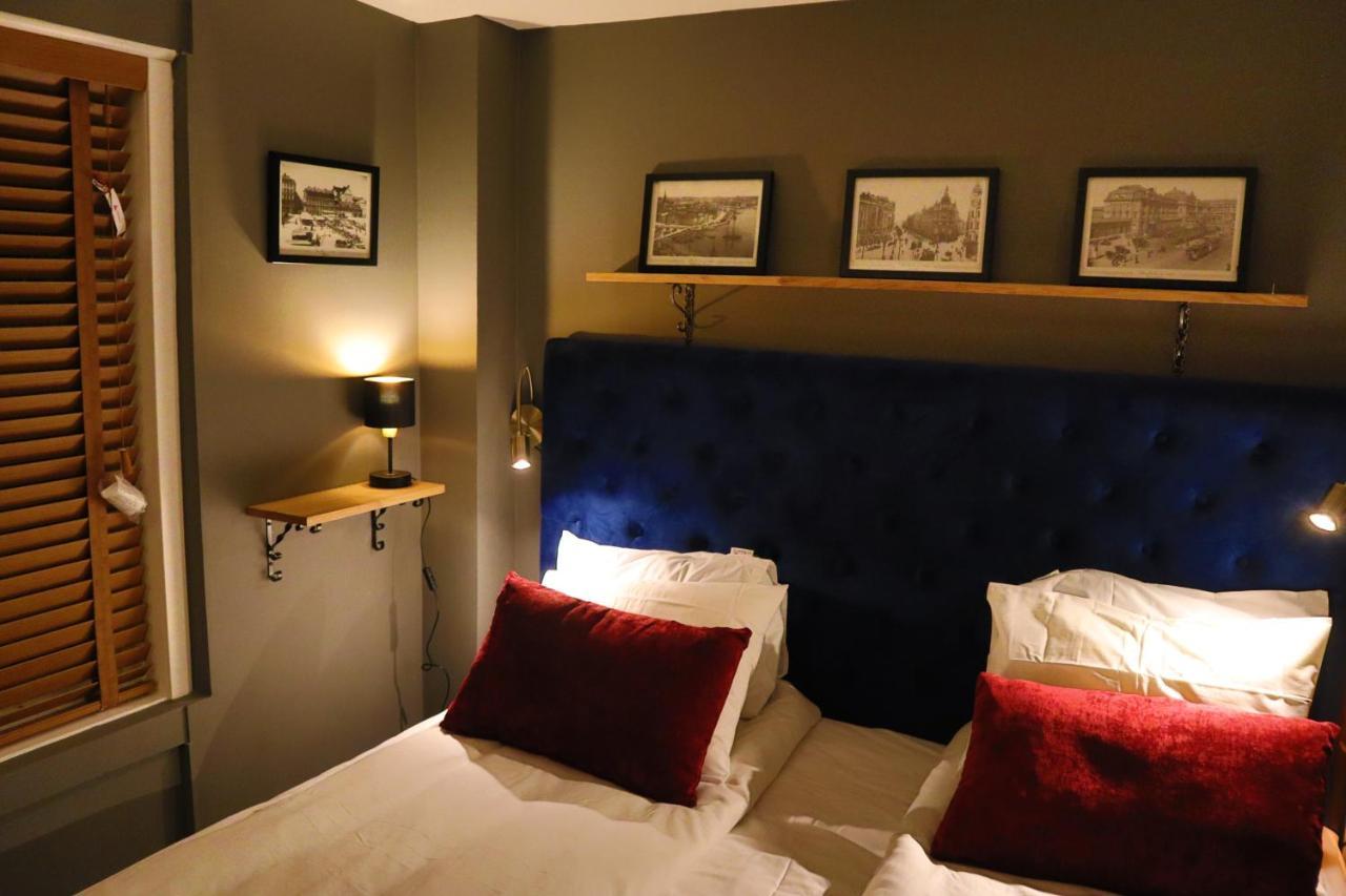 Goete'S B&B Tumba Buitenkant foto