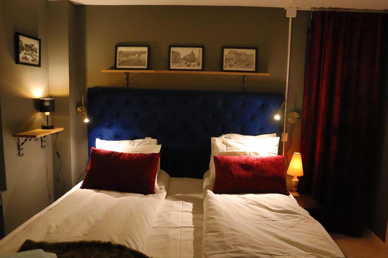 Goete'S B&B Tumba Buitenkant foto